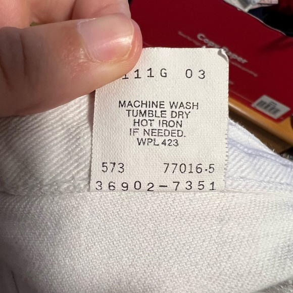 VNTG 90s Levi’s Native Blue High Waisted White Denim Shorts - Picture 5 of 7